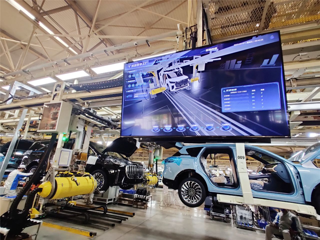 武漢汽車產業加速攀向價值鏈高端，國內外頭部車企研發中心集聚彰顯創新活力